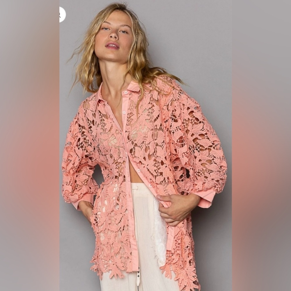 NEW POL Oversized Peach Coral Lace Crochet Balloon Sleeve Button Shirt Sz Small